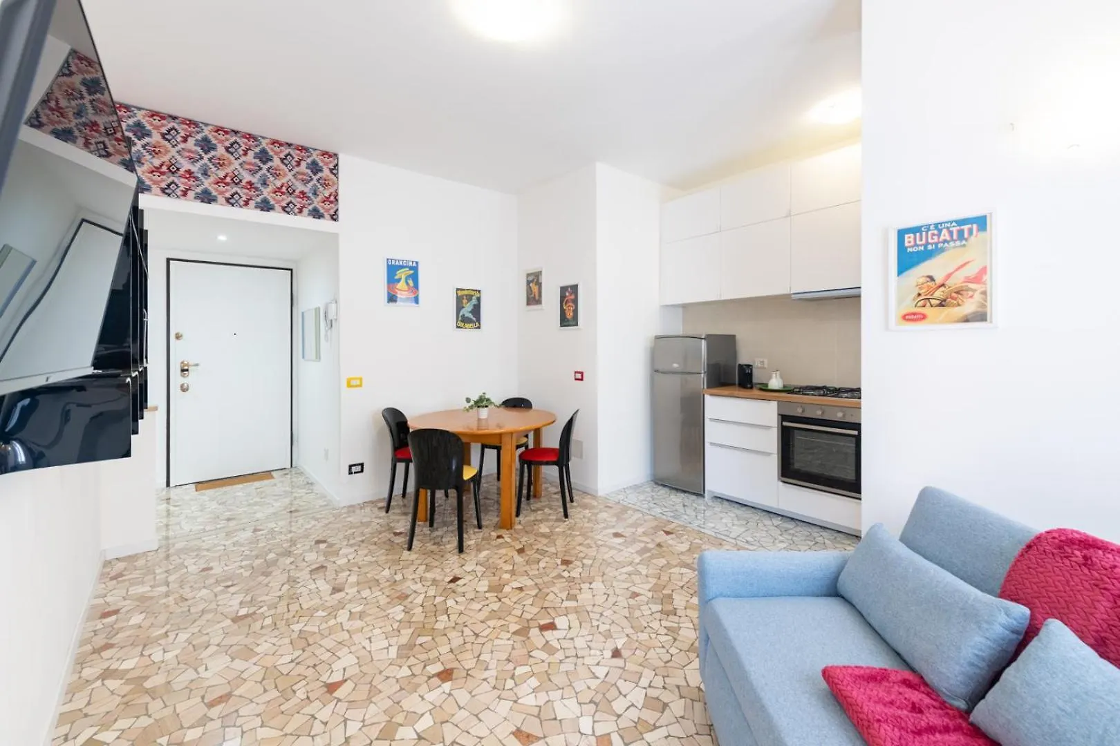 Metro M3 - 10 Min Duomo - Cozy Apt W Balcony And Ac Milán Itálie